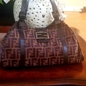 FENDI authentic Bag